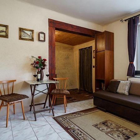 Apartment Melita - The Very Centre Of Town Банска-Штьявница Экстерьер фото
